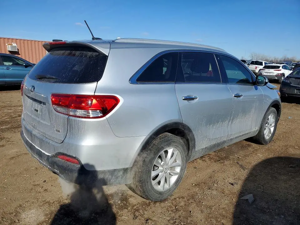 2016 KIA SORENTO LX  