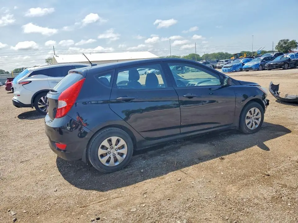 2012 HYUNDAI ACCENT GS  