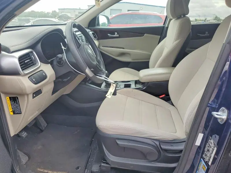 2017 KIA SORENTO LX V6  
