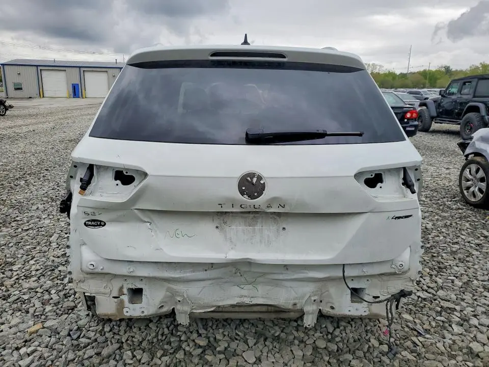 2024 VOLKSWAGEN TIGUAN SE  