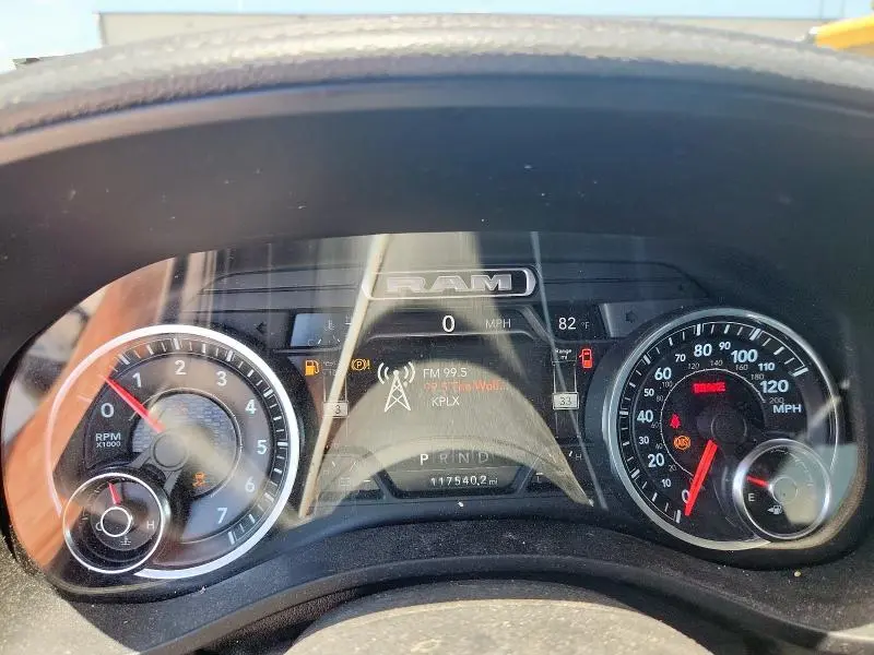 2019 RAM 1500 LARAMIE