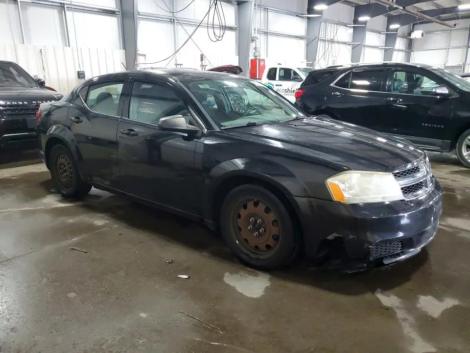2013 DODGE AVENGER SE  