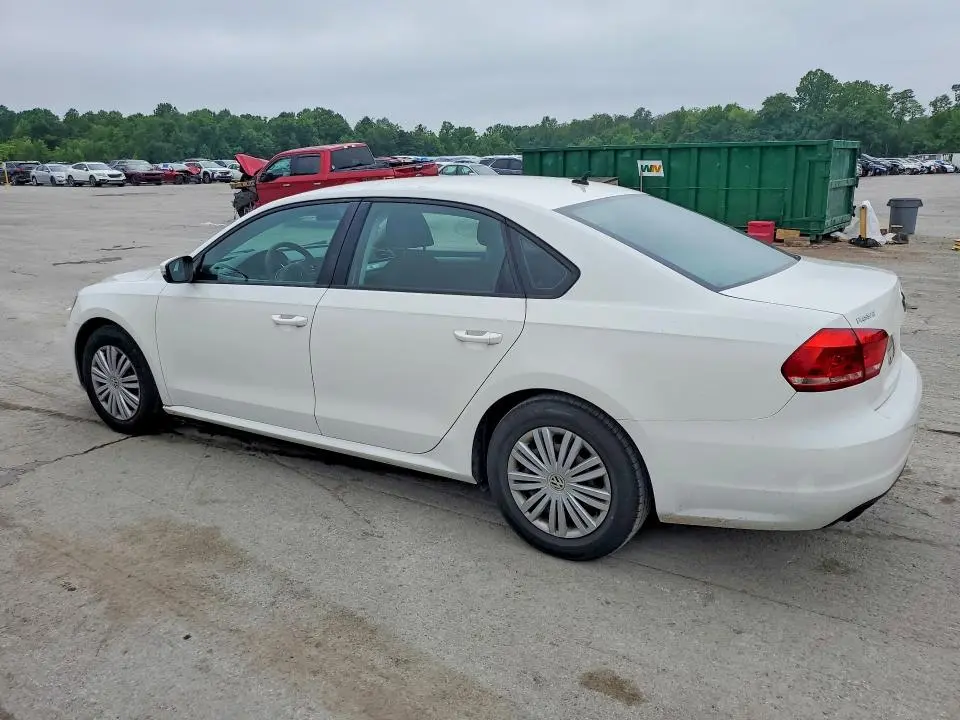 2014 VOLKSWAGEN PASSAT S  