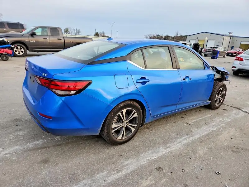 2022 NISSAN SENTRA SV  