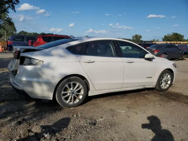 2019 FORD FUSION SE  