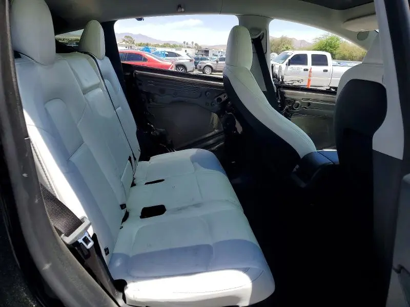 2025 TESLA MODEL Y   