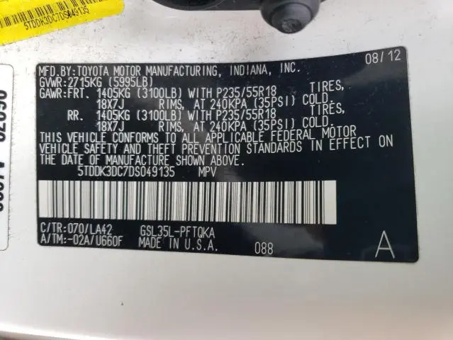 2013 TOYOTA SIENNA XLE  