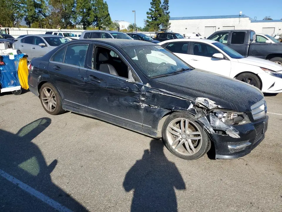 2013 MERCEDES-BENZ C 250  