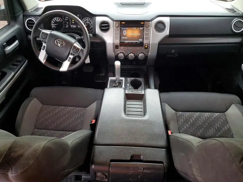 2018 TOYOTA TUNDRA DOUBLE CAB SR  