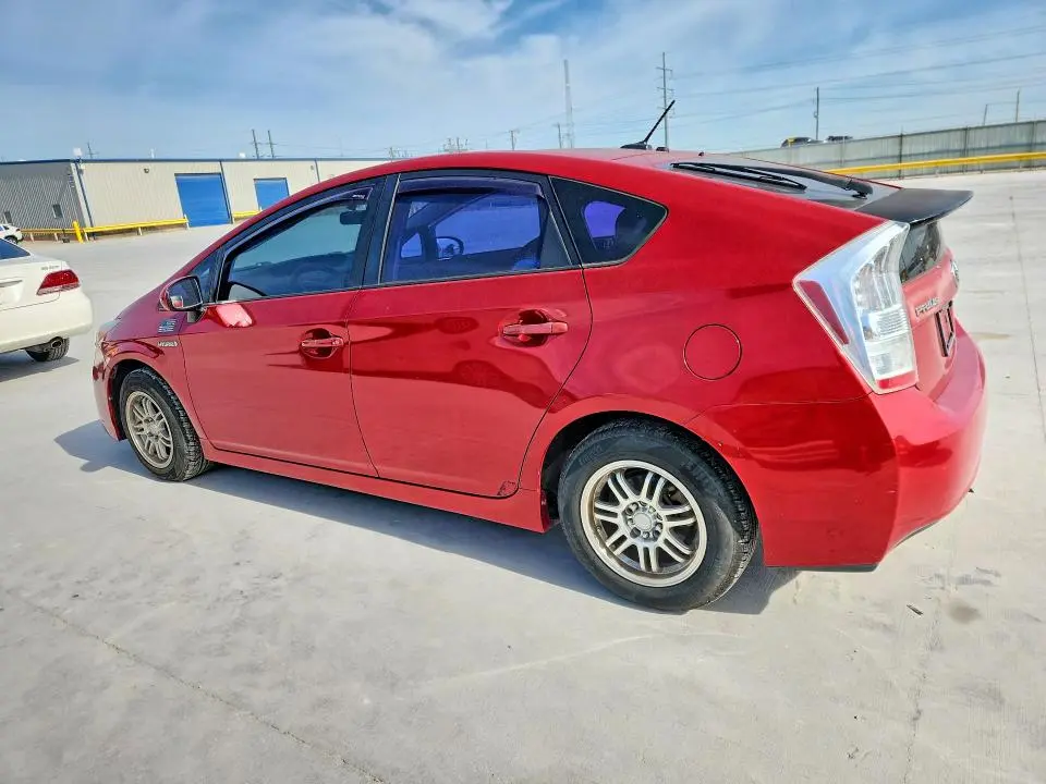 2010 TOYOTA PRIUS II  