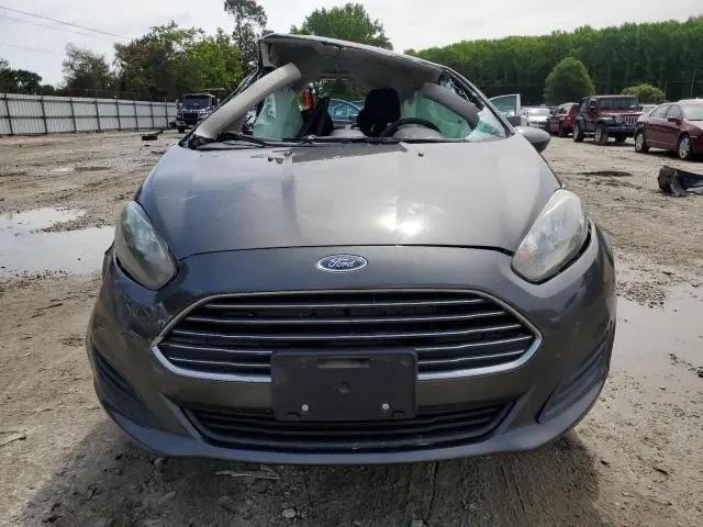 2018 FORD FIESTA SE  