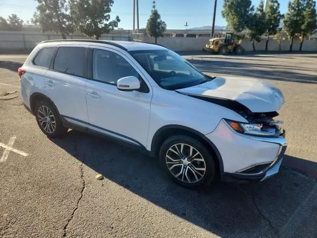 2016 MITSUBISHI OUTLANDER SE  
