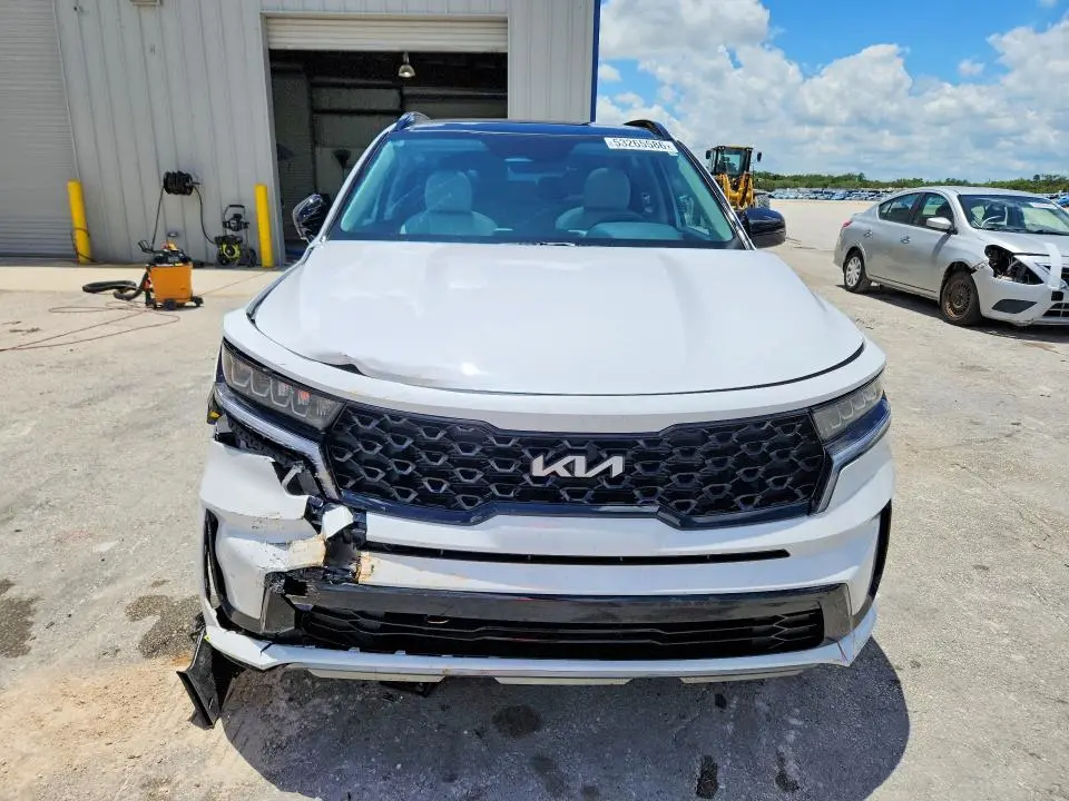 2023 KIA SORENTO S  