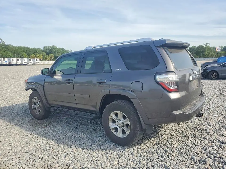 2017 TOYOTA 4RUNNER SR5  