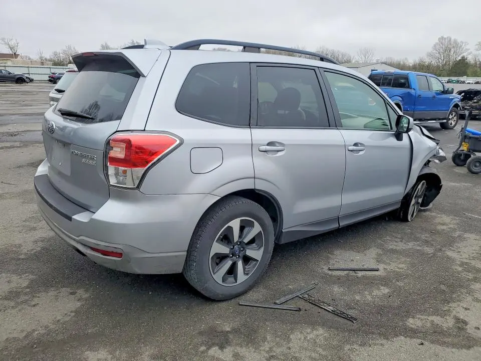 2017 SUBARU FORESTER 2.5I PREMIUM  