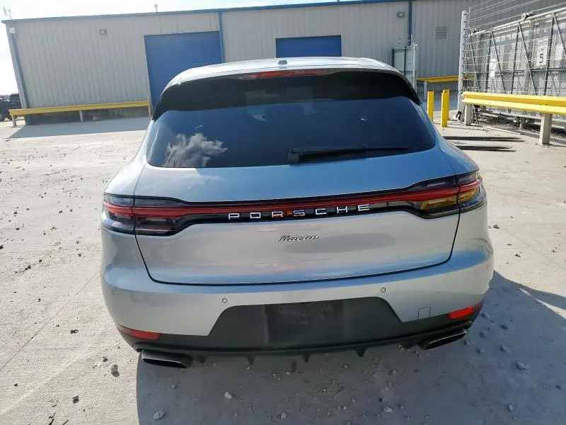 2020 PORSCHE MACAN   