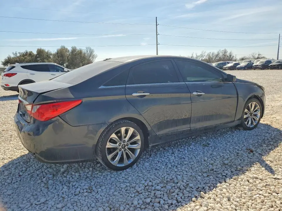2013 HYUNDAI SONATA SE  