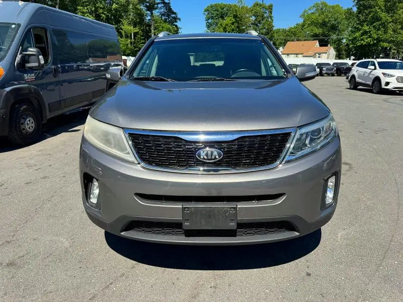 2015 KIA SORENTO LX  