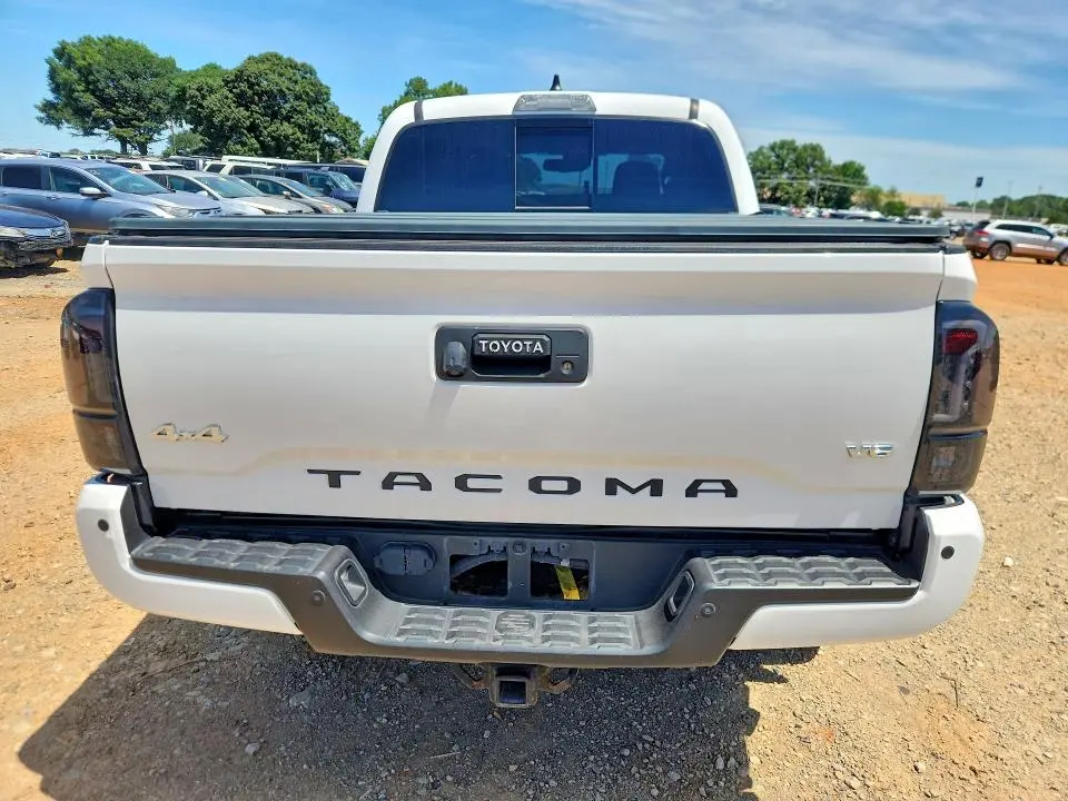 2020 TOYOTA TACOMA LIMITED  