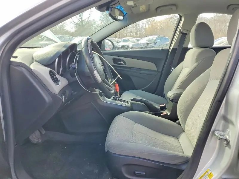 2011 CHEVROLET CRUZE LT  