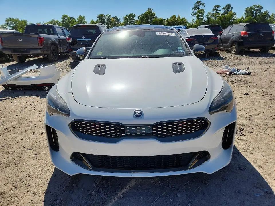 2022 KIA STINGER GT1  