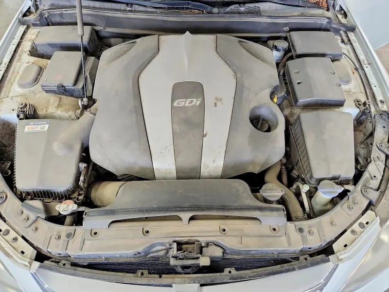 2013 HYUNDAI GENESIS 3.8L  