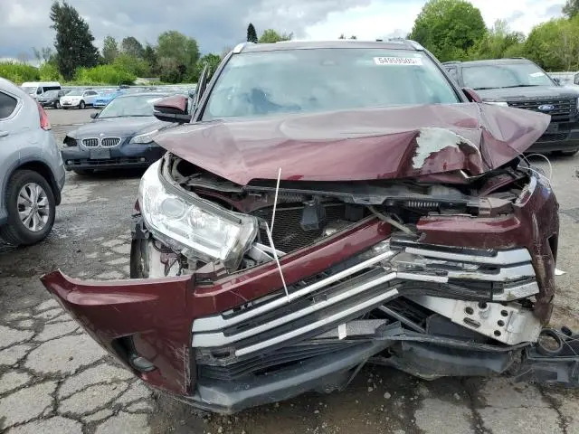 2018 TOYOTA HIGHLANDER SE  