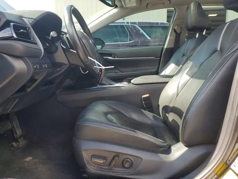 2019 TOYOTA CAMRY XSE V6  