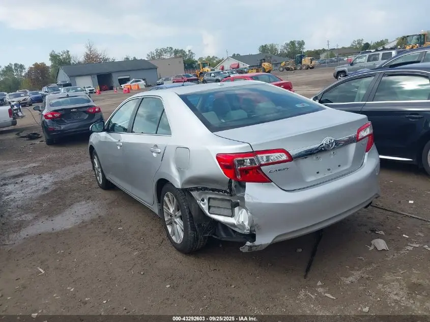 2013 TOYOTA CAMRY XLE