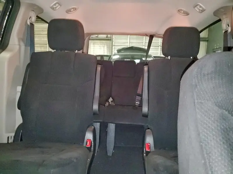 2012 DODGE GRAND CARAVAN SE  