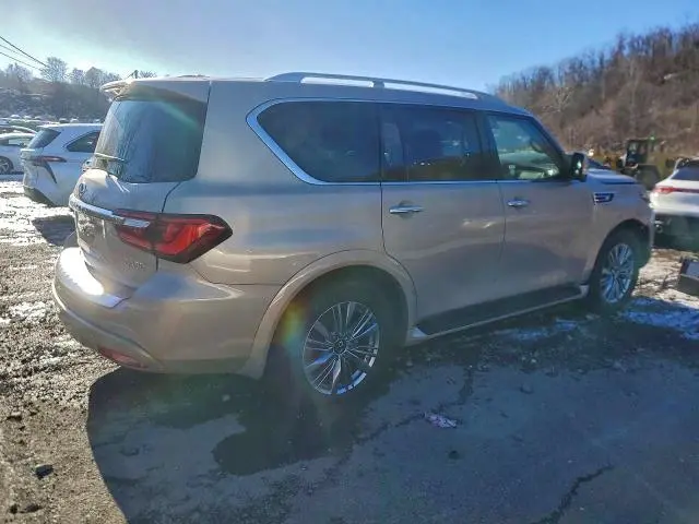 2023 INFINITI QX80 LUXE  