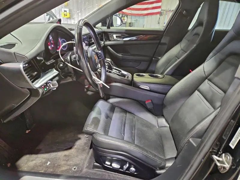 2019 PORSCHE PANAMERA BASE  