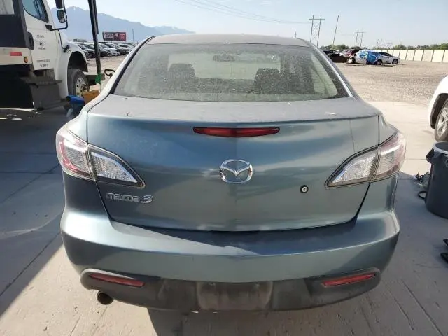 2010 MAZDA 3 I  