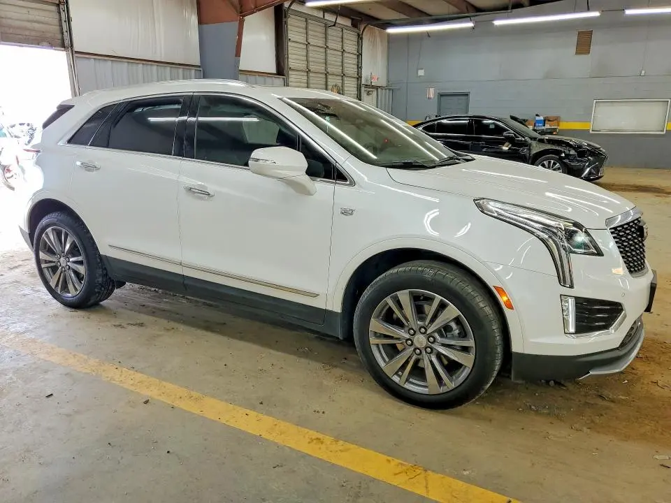2024 CADILLAC XT5 PREMIUM LUXURY  