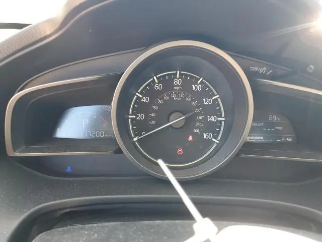 2018 MAZDA 3 TOURING  