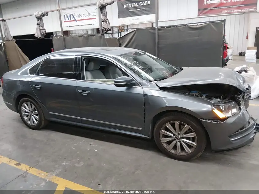 2013 VOLKSWAGEN PASSAT 2.5L SEL