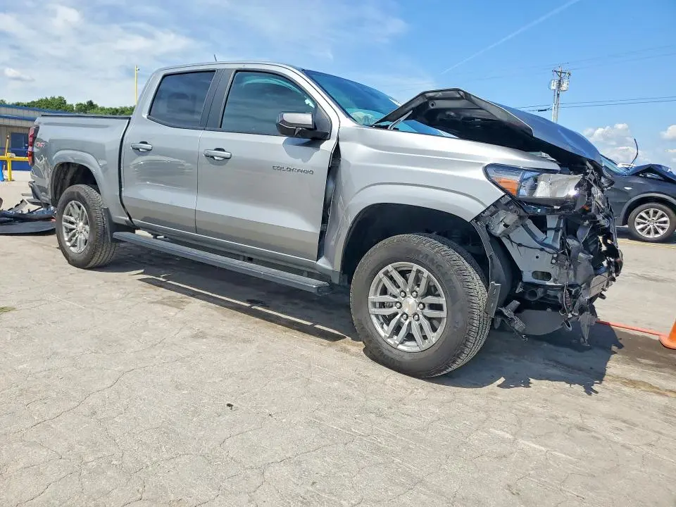 2024 CHEVROLET COLORADO LT  