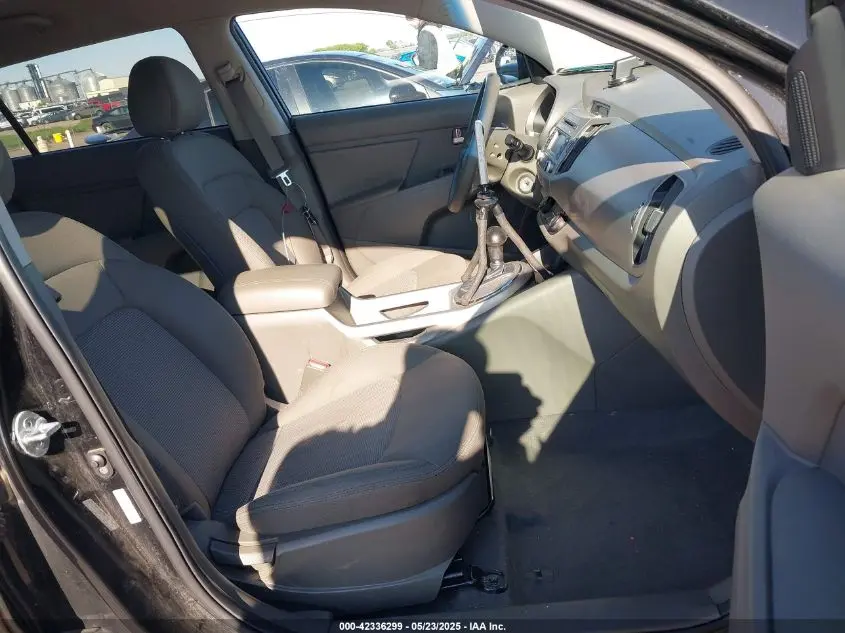 2016 KIA SPORTAGE LX