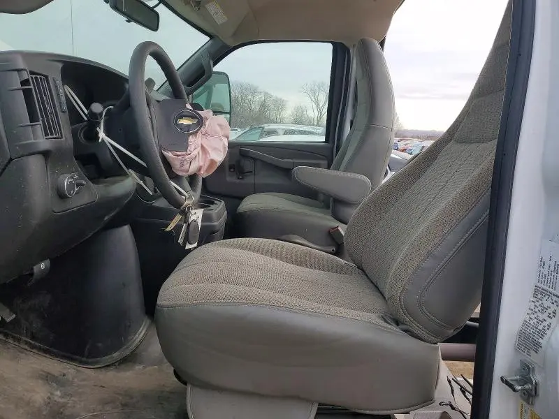 2024 CHEVROLET EXPRESS   