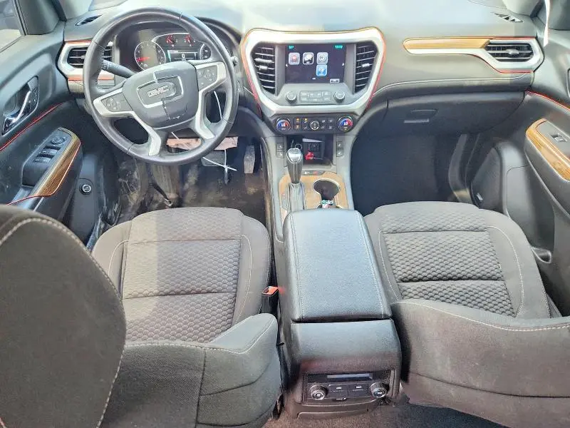 2017 GMC ACADIA SLE  