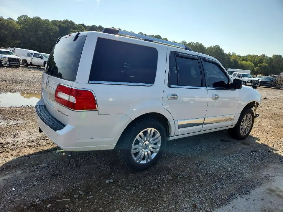 2013 LINCOLN NAVIGATOR   