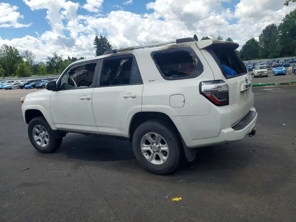 2019 TOYOTA 4RUNNER SR5  