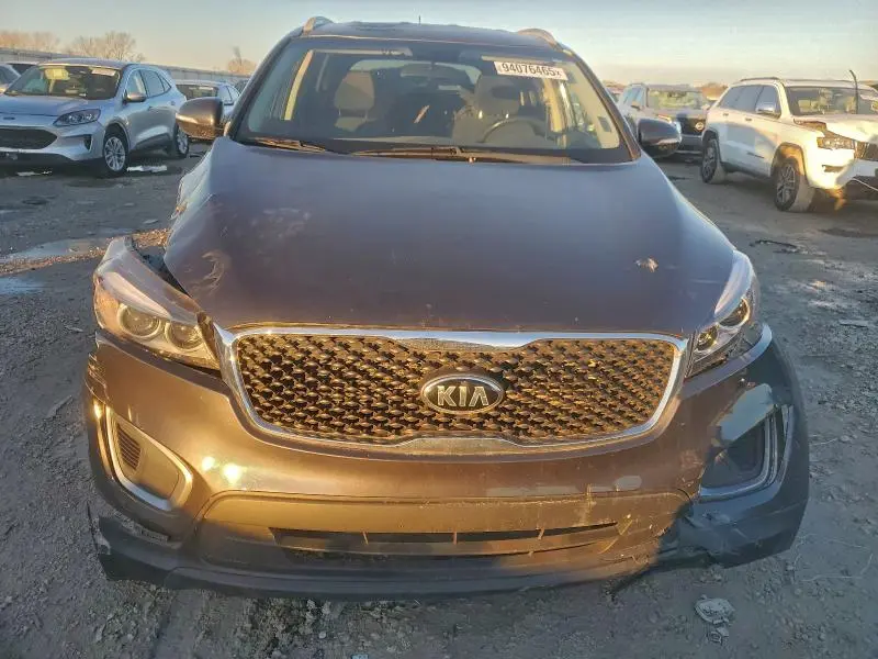 2016 KIA SORENTO LX  