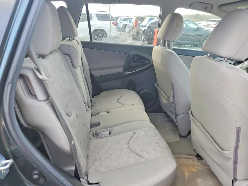 2011 TOYOTA RAV4 BASE  
