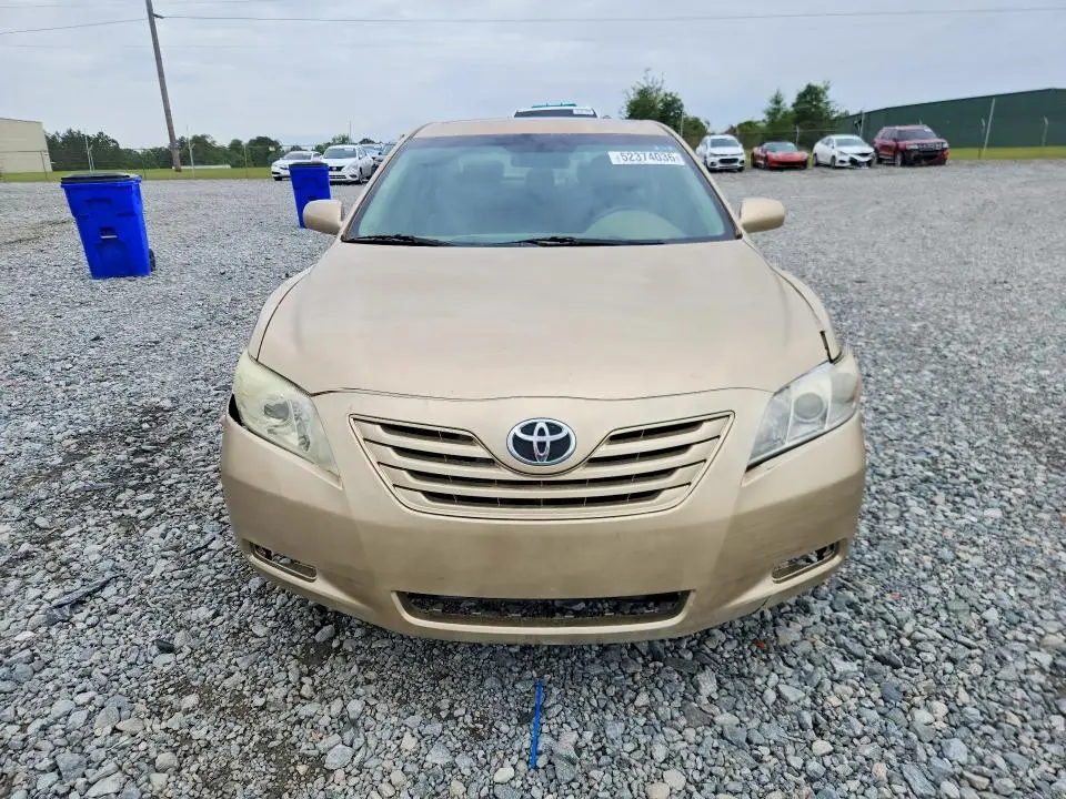 2010 TOYOTA CAMRY LE  