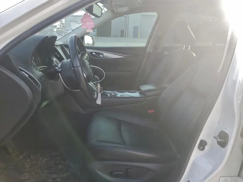 2019 INFINITI Q50 LUXE  