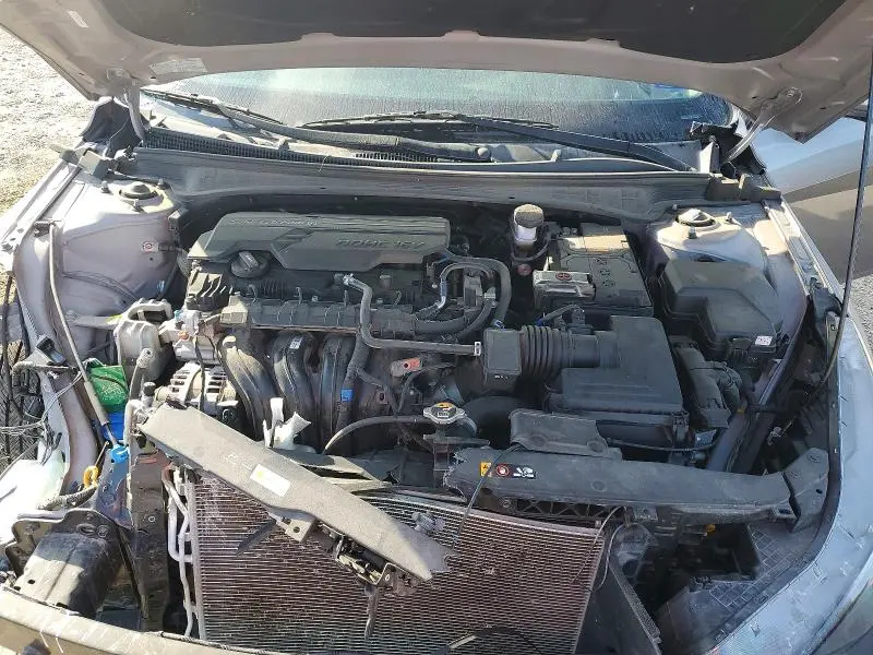 2021 HYUNDAI ELANTRA SE  