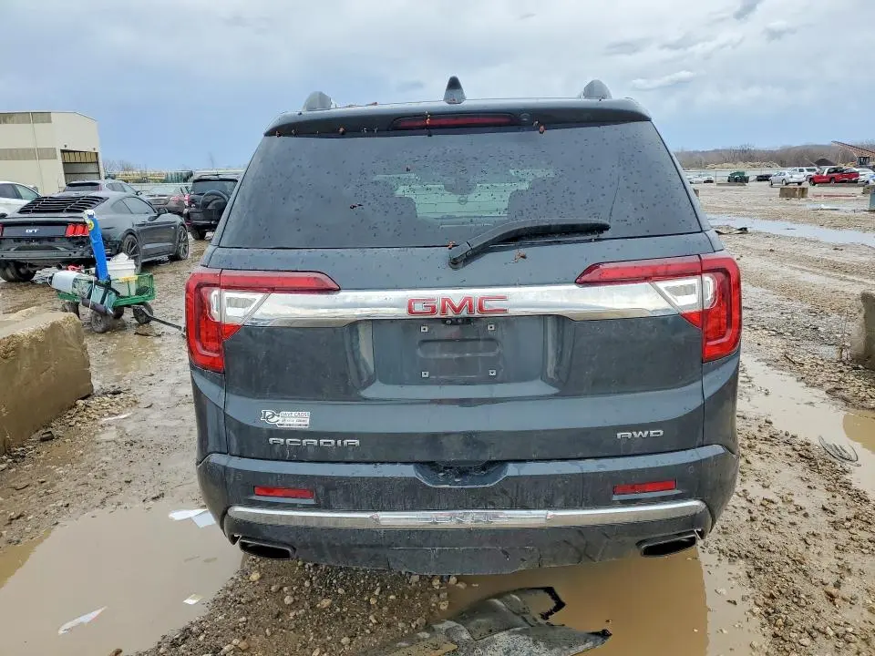 2021 GMC ACADIA DENALI  