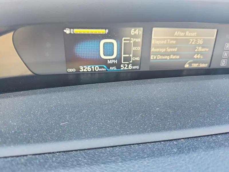 2018 TOYOTA PRIUS THREE  