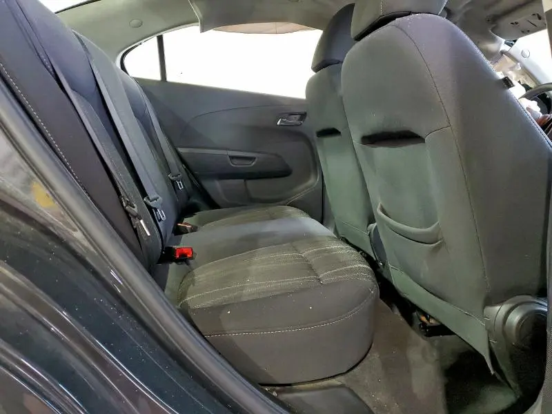 2015 CHEVROLET SONIC LT  